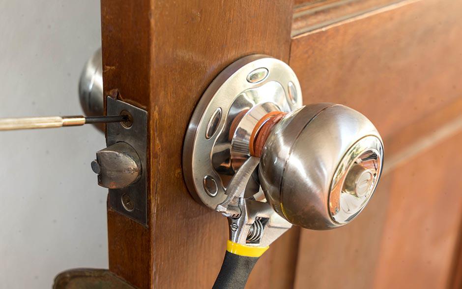 serrure de porte prix Versailles
